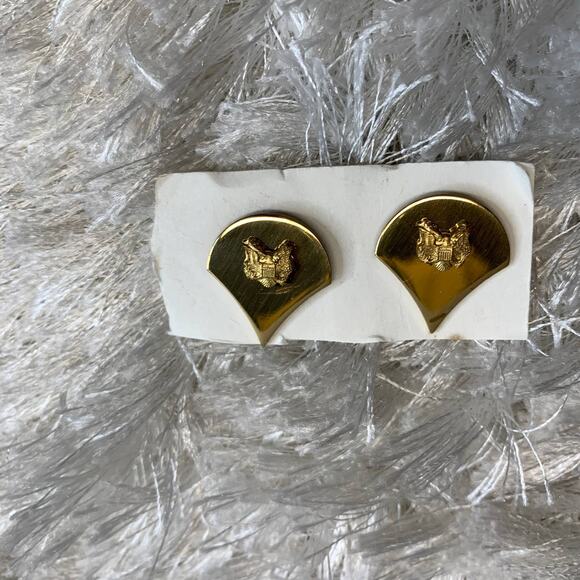 IICGI Pin Garment Pin Gold Tone Like New Condition  Military Grunge Jacket - Picture 3 of 6